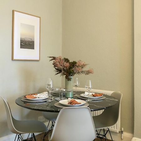 Chic 1 Bedroom Apartment In Bloomsbury, Sleeps 4 Londra Dış mekan fotoğraf