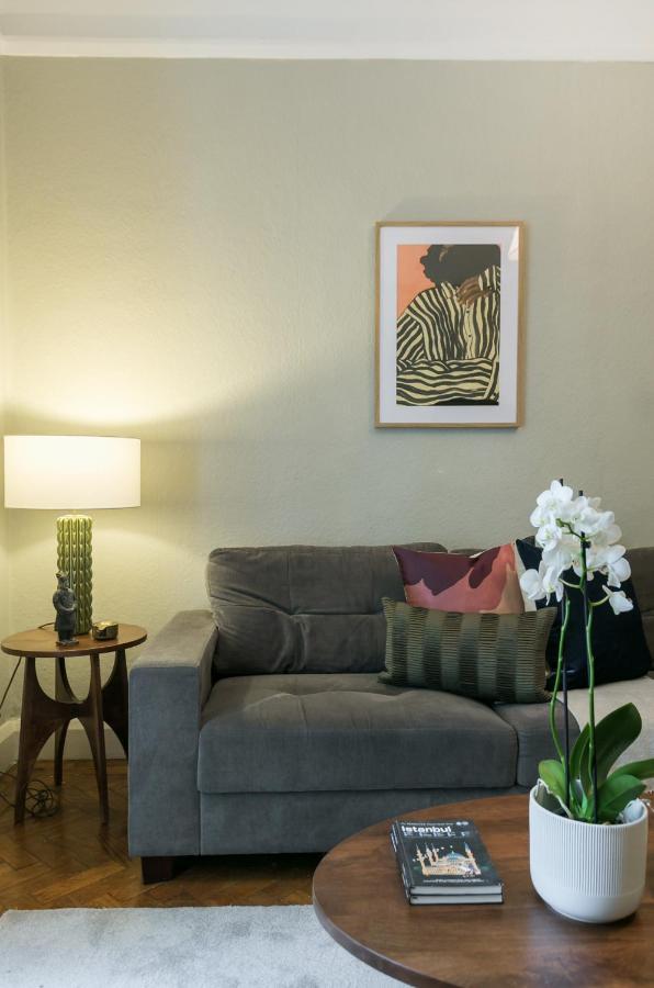 Chic 1 Bedroom Apartment In Bloomsbury, Sleeps 4 Londra Dış mekan fotoğraf