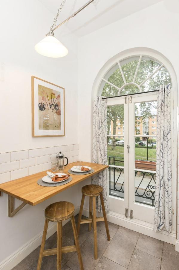 Chic 1 Bedroom Apartment In Bloomsbury, Sleeps 4 Londra Dış mekan fotoğraf