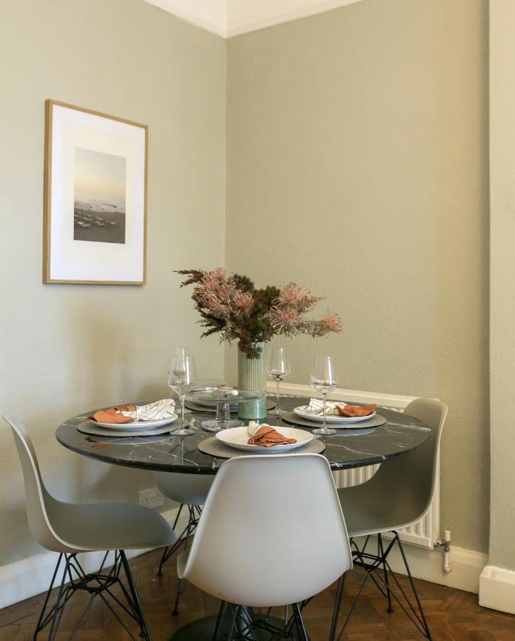 Chic 1 Bedroom Apartment In Bloomsbury, Sleeps 4 Londra Dış mekan fotoğraf